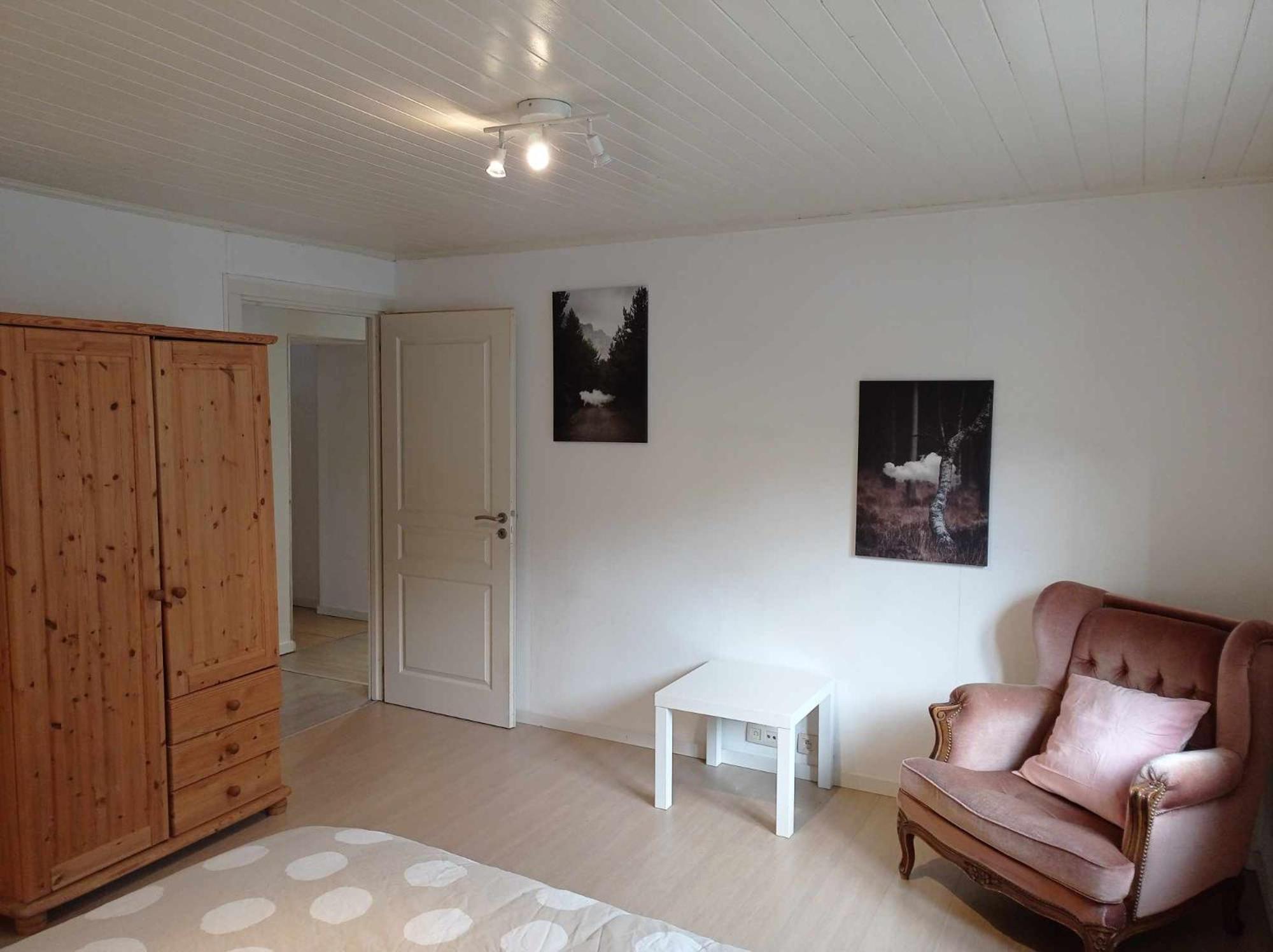 Le Route 80 Apartment *
